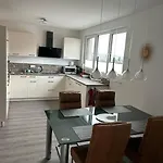 아파트 Exklusive Penthouse-wohnung Mit Blick Ueber 마르부르크
