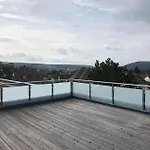Exklusive Penthouse-wohnung Mit Blick Ueber *