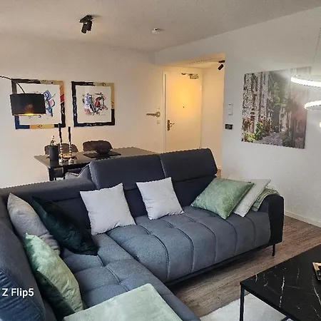 Apartament Exklusive Penthouse-wohnung Mit Blick Ueber Marburg