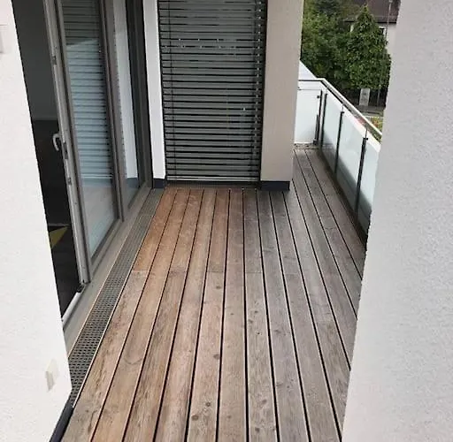 Exklusive Penthouse-wohnung Mit Blick Ueber