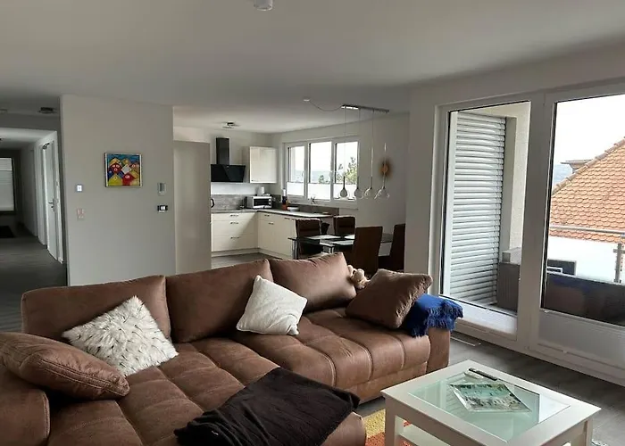 Exklusive Penthouse-wohnung Mit Blick Ueber Apartment Marburg