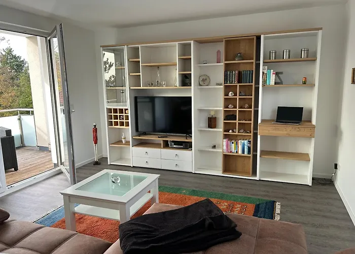 Exklusive Penthouse-wohnung Mit Blick Ueber Apartment