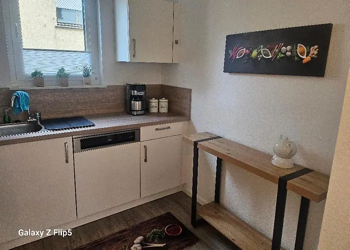 Exklusive Penthouse-wohnung Mit Blick Ueber Marburg